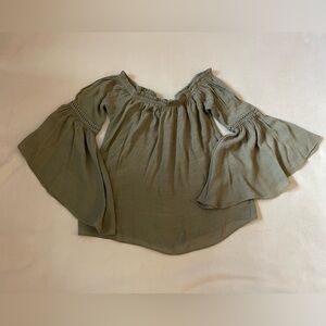 Active USA Off Shoulder 3/4 Bell Sleeve Top